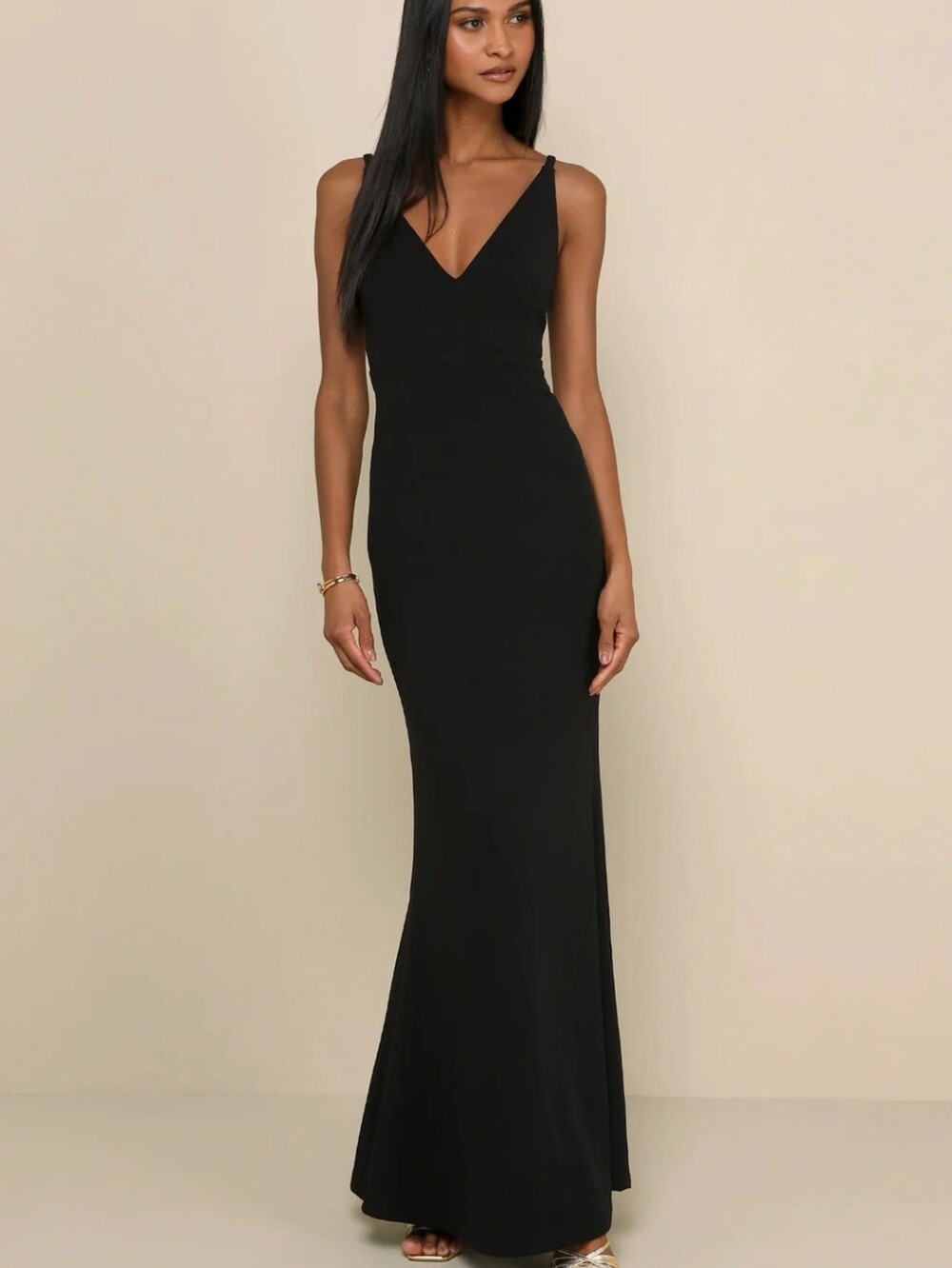 Lulu's Melora Sleek Black V-Neck Maxi Dress